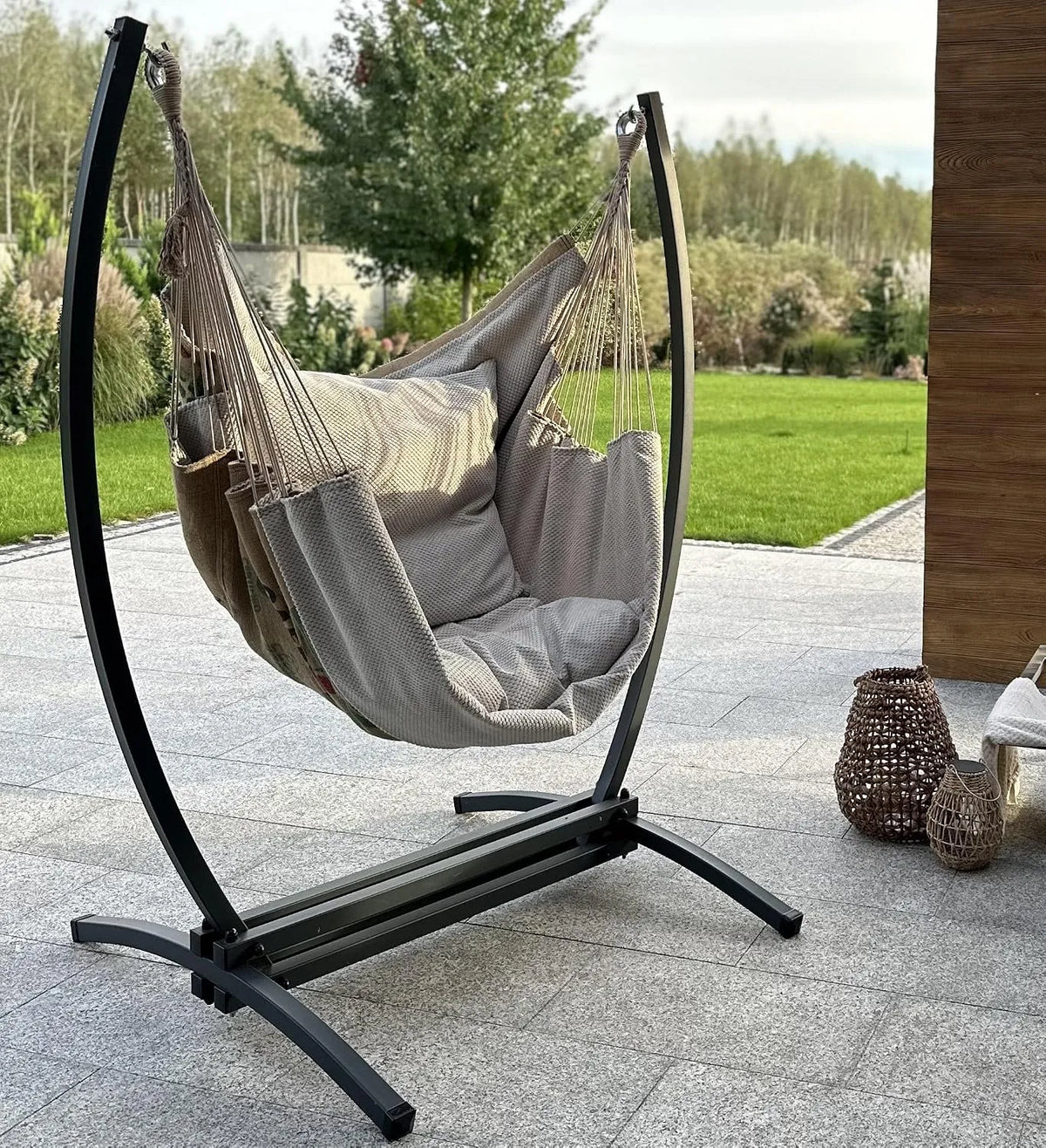 Mit Stahlgestell und Großen Kissen Izabell Hängesessel, aus Jutesäcken von Kaffeeröstereien, beige 2, Coffee Swing